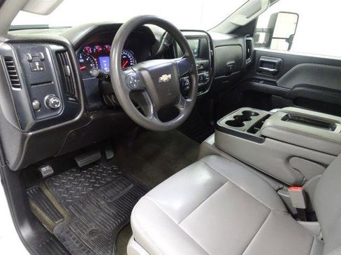 Used 2018 Chevrolet Silverado 2500 W/T w/ WT Fleet Convenience Package RWD image 17