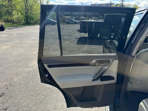 Used 2018 Lexus GX 460 Premium w/ Premium Package AWD/4WD image 18