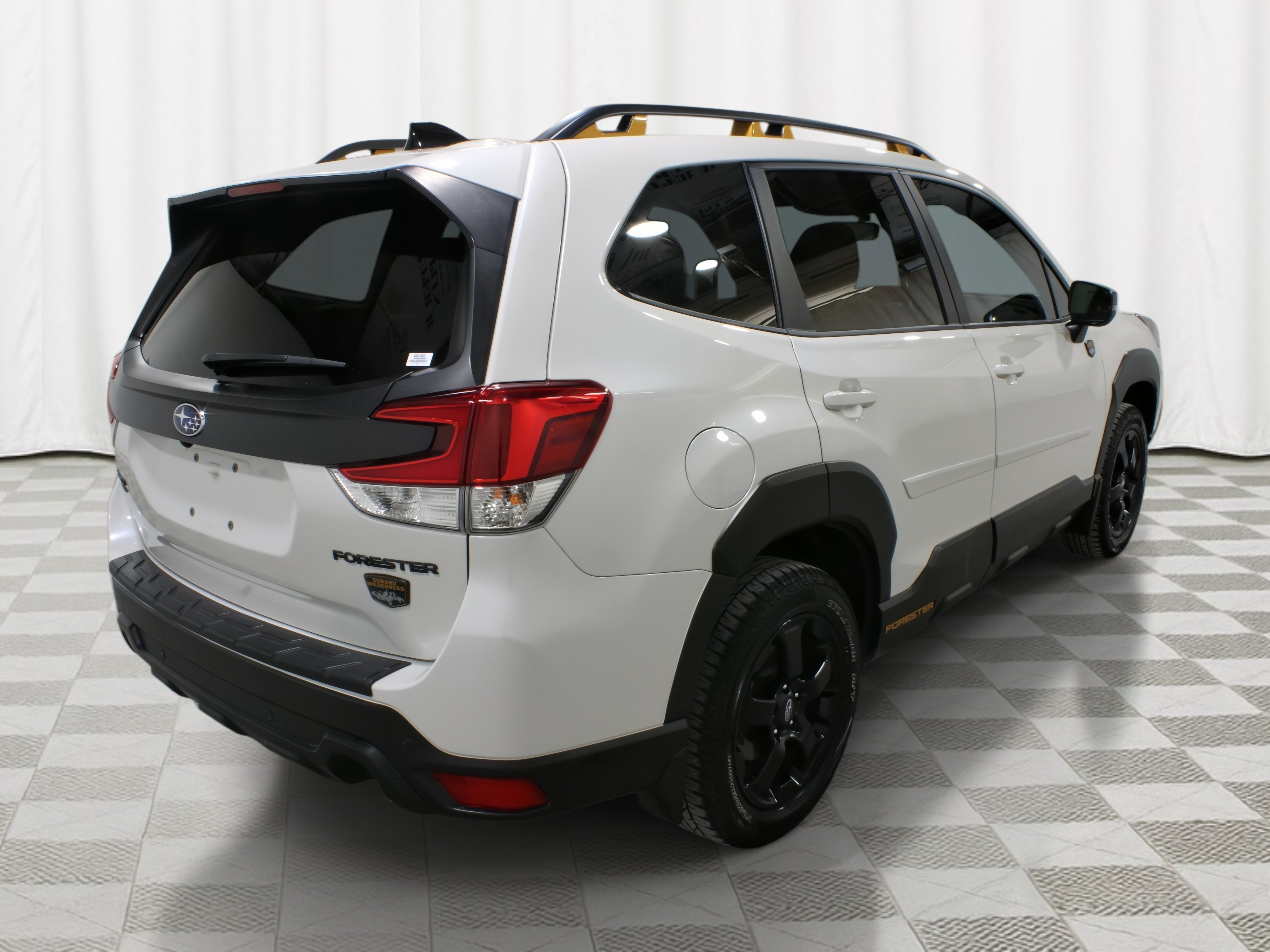 Used 2024 Subaru Forester Wilderness w/ Convenience Package AWD/4WD image 3