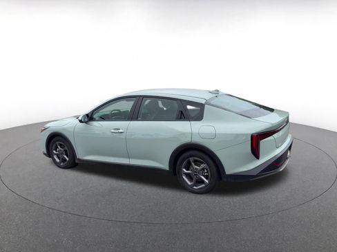 Used 2025 Kia K4 FWD image 9