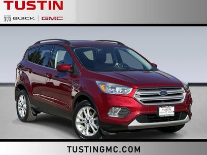 Used 2018 Ford Escape SE w/ SE Sync 3 Package