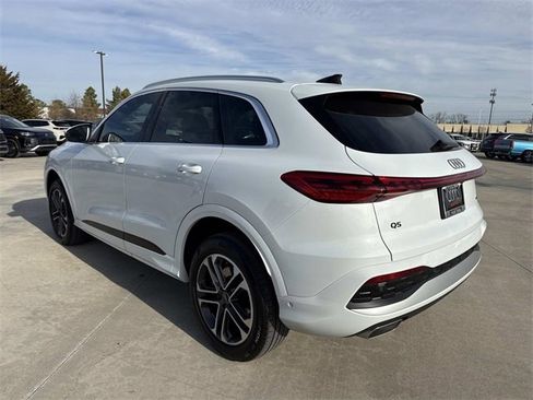 Certified 2025 Audi Q5 Premium Plus w/ Premium Plus image 5