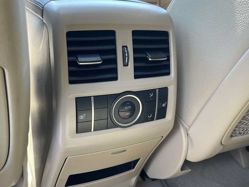Used 2012 Mercedes-Benz ML 350 4MATIC image 38