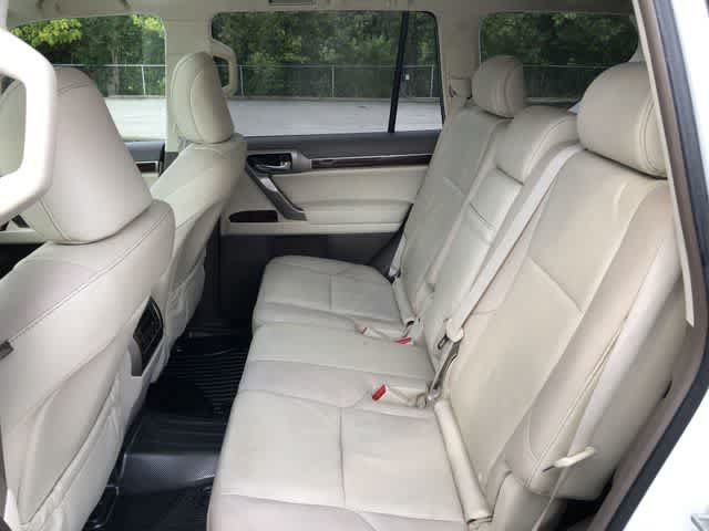 Used 2018 Lexus GX 460 Premium w/ Premium Package AWD/4WD image 18