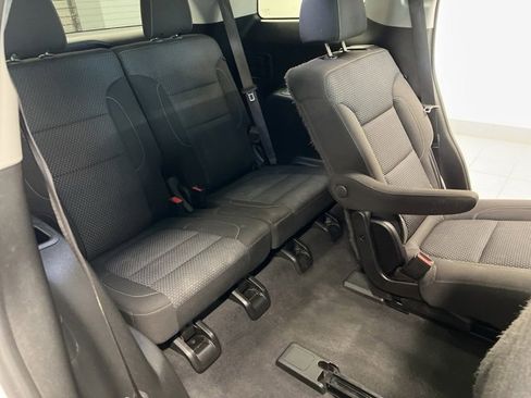 Used 2022 GMC Acadia SLE w/ Driver Convenience Package image 23