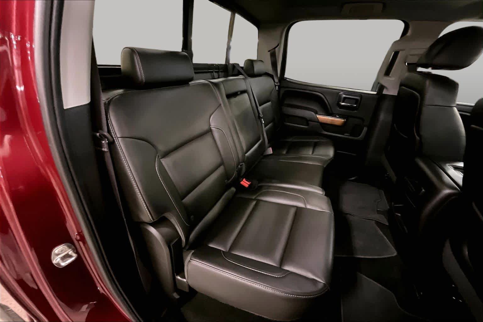 Used 2015 Chevrolet Silverado 1500 LTZ w/ LTZ Plus Package AWD/4WD image 19