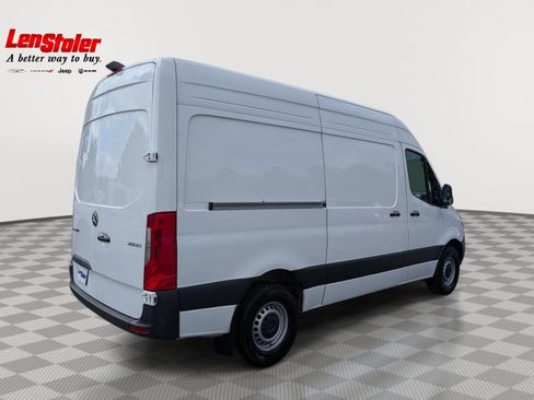 Used 2025 Mercedes-Benz Sprinter 2500 image 5
