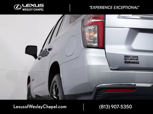 Used 2024 Chevrolet Tahoe LT w/ Luxury Package RWD image 6