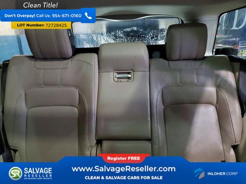 Used 2018 Land Rover Range Rover HSE image 13