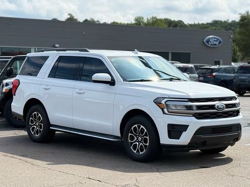 Certified 2023 Ford Expedition XLT AWD/4WD image 37