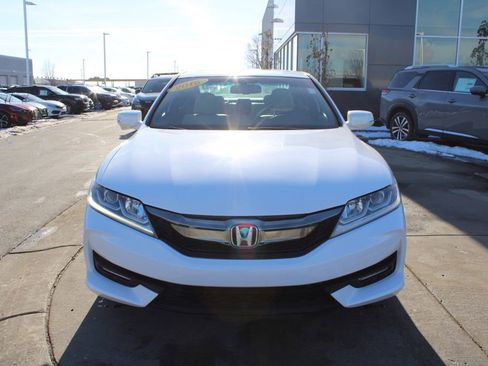 Used 2016 Honda Accord EX-L image 2