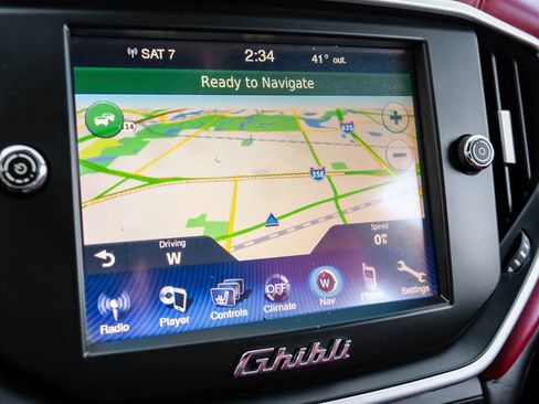 Used 2014 Maserati Ghibli image 22