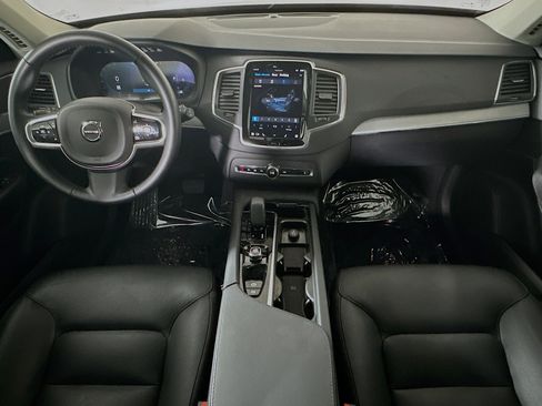 Used 2025 Volvo XC90 B5 Core image 27