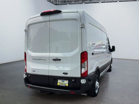 New 2025 Ford Transit 250 148 Medium Roof Extended AWD image 5