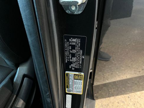 Used 2025 Kia Soul LX w/ LX Technology Package FWD image 28