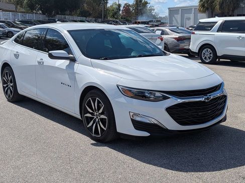 Certified 2024 Chevrolet Malibu RS w/ LPO, Floor Liner Package image 2