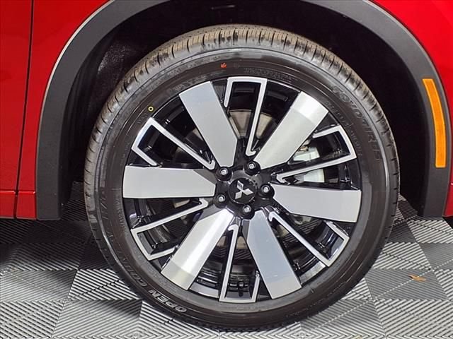 Used 2025 Mitsubishi Outlander SEL FWD image 29