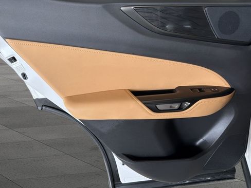 Certified 2025 Lexus NX 250 FWD w/ Accessory Package (Z1) image 12