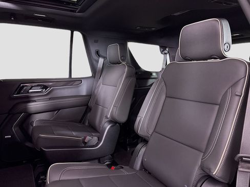 New 2026 GMC Yukon Elevation w/ Elevation Premium Package AWD/4WD image 25
