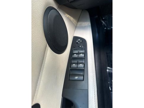 Used 2013 BMW 335i Convertible image 55