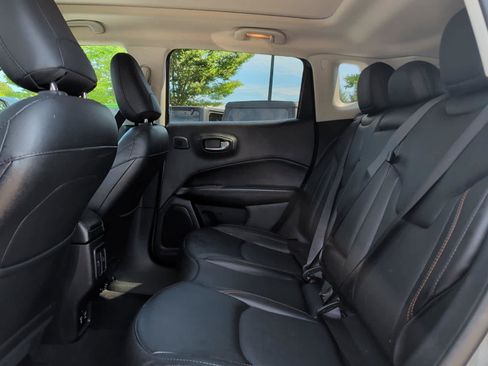 Used 2021 Jeep Compass Limited w/ Sun and Sound Group AWD/4WD image 29