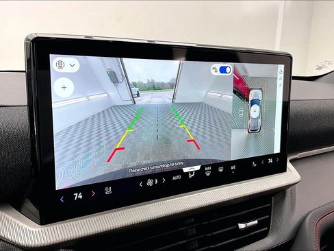 Certified 2025 Ford Explorer ST-Line w/ ST-Line Street Pack image 21