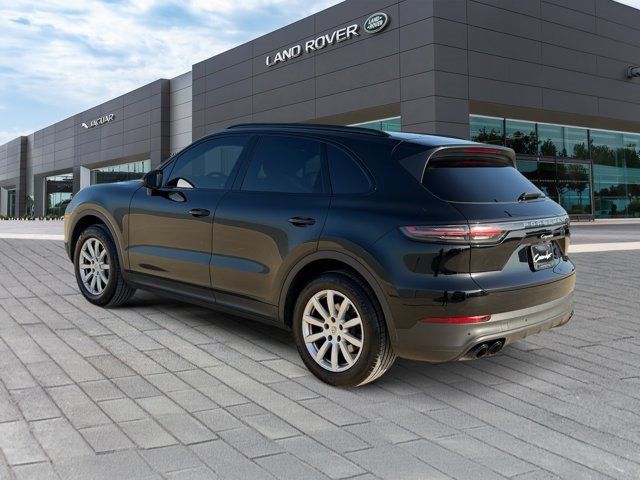 Used 2021 Porsche Cayenne w/ Premium Package AWD/4WD image 3