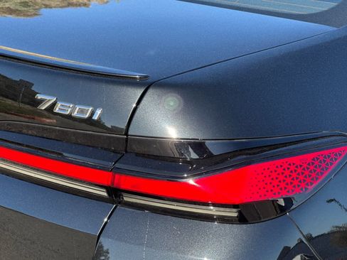 Certified 2023 BMW 760i xDrive w/ Executive Package image 31