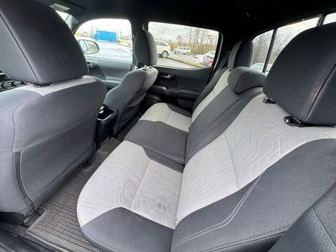 Certified 2022 Toyota Tacoma TRD Sport w/ Technology Package image 13