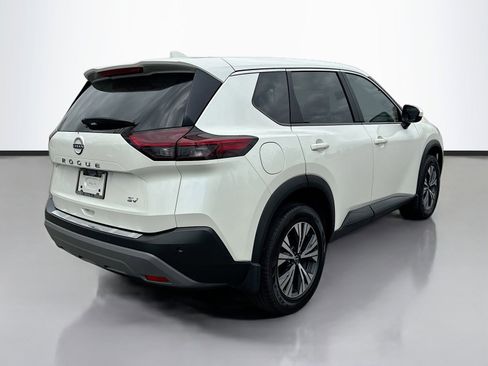 Used 2023 Nissan Rogue SV image 7