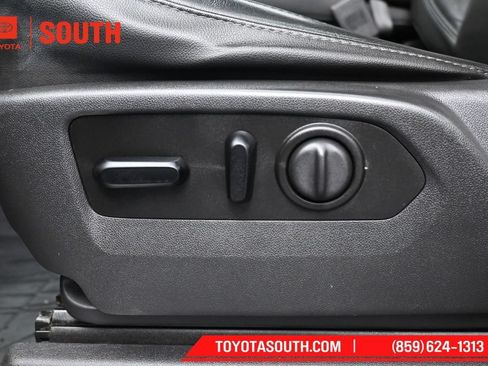 Used 2019 Chevrolet Silverado 1500 LTZ AWD/4WD image 24
