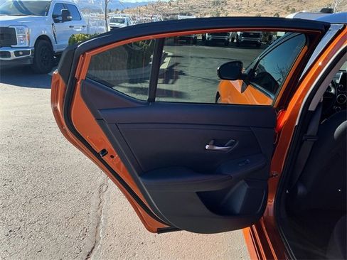 Used 2024 Nissan Sentra SR image 18