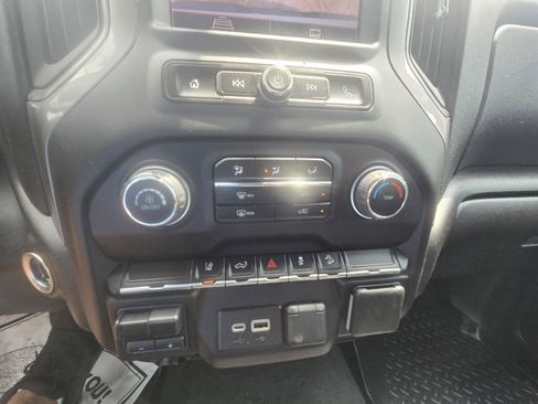Used 2024 Chevrolet Silverado 2500 Custom w/ Custom Convenience Package AWD/4WD image 19