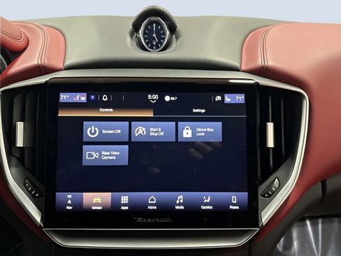Used 2021 Maserati Ghibli S Q4 AWD/4WD image 22
