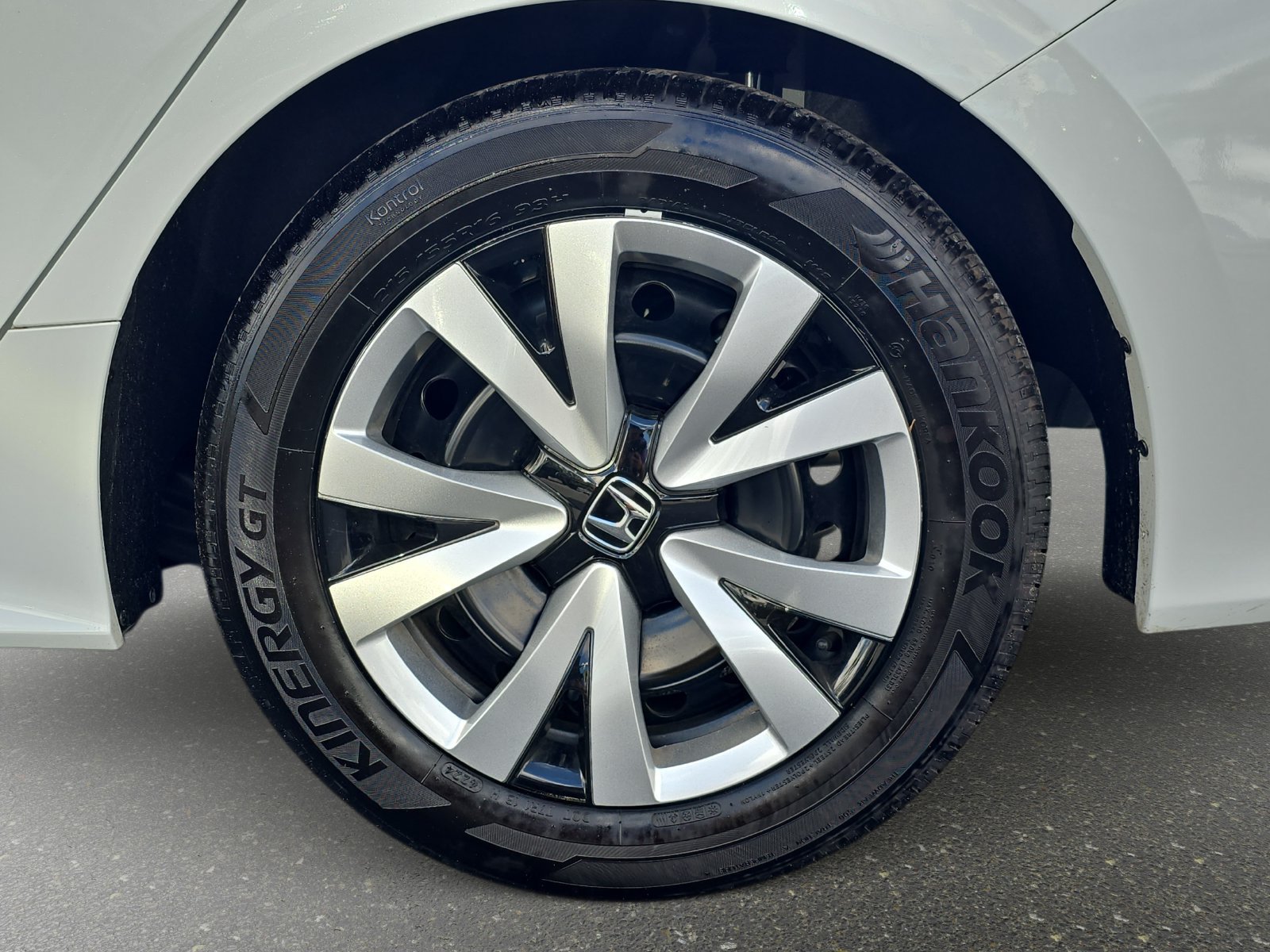 Used 2025 Honda Civic LX image 14