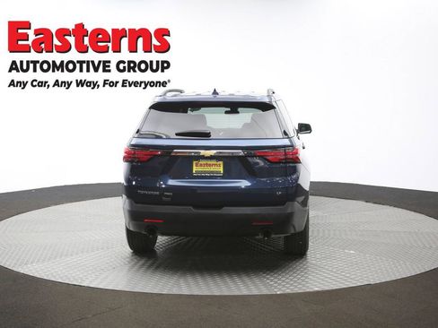 Used 2022 Chevrolet Traverse LT image 38