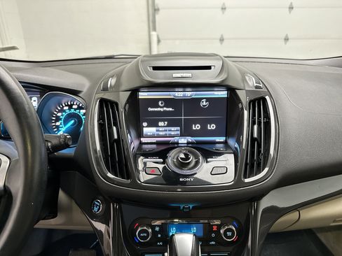 Used 2014 Ford Escape Titanium AWD/4WD image 31