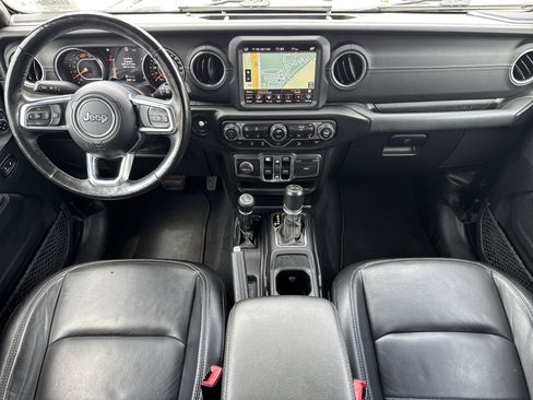 Used 2020 Jeep Wrangler Unlimited Sahara AWD/4WD image 28