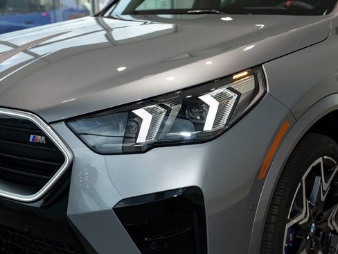 Used 2025 BMW X2 M35i w/ Premium Package image 8