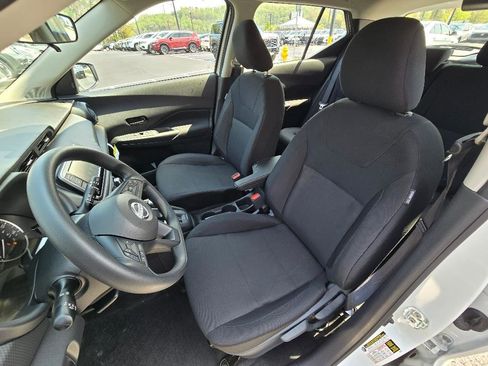 New 2025 Nissan Kicks Play S image 14