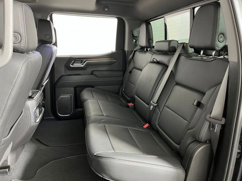 Used 2025 GMC Sierra 1500 Denali w/ Denali Reserve Package image 12