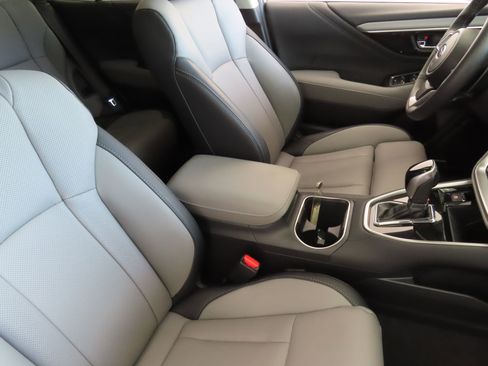 Used 2025 Subaru Outback Limited w/ Popular Package #2 image 29