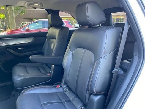 Used 2024 MAZDA CX-90 3.3 Turbo w/ Premium Package AWD/4WD image 16
