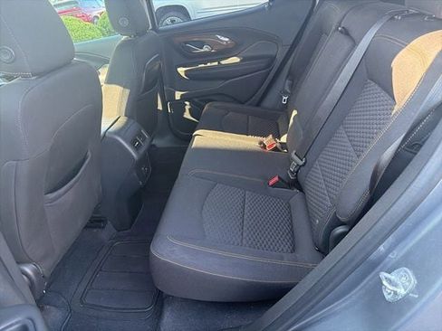 Used 2020 GMC Terrain SLE image 12