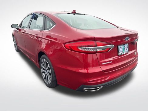 Used 2020 Ford Fusion SE image 5