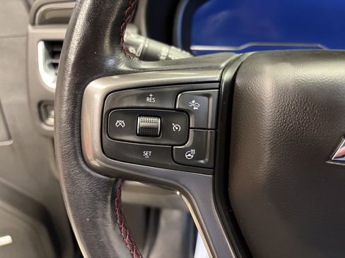 Used 2022 Chevrolet Suburban RST w/ Sport Performance Package image 18