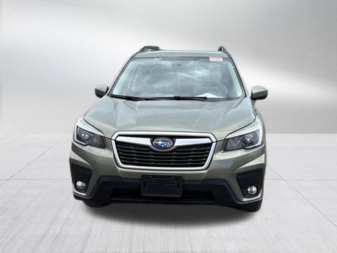 Used 2021 Subaru Forester Premium AWD/4WD image 10