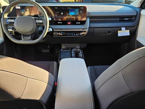New 2026 Hyundai Ioniq 5 SE RWD image 8