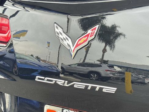 Used 2016 Chevrolet Corvette Stingray Coupe w/ 2LT Preferred Equipment Group image 19