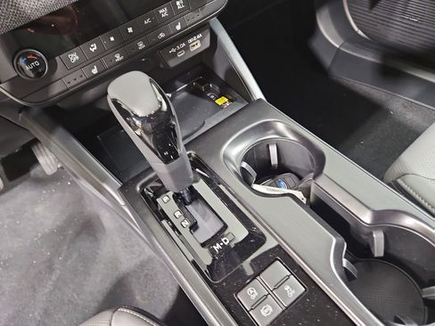 New 2026 Subaru Outback Limited AWD/4WD image 24